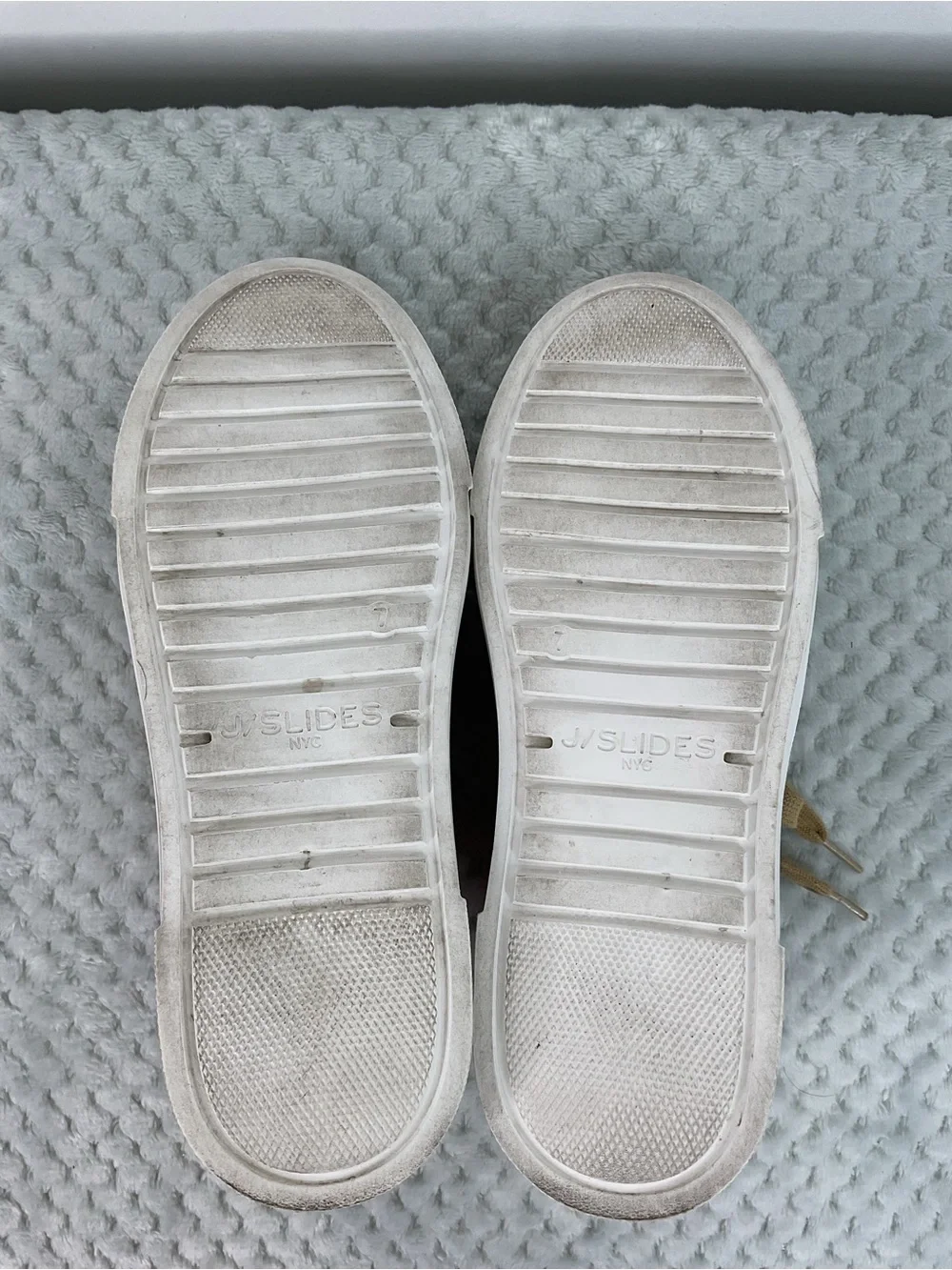J/Slides Tan Platform Lace-Up Sneakers Size 7